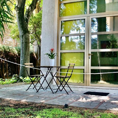 Buenretirope - Confortevoli Appartamentini Con Giardino Pescara Luaran gambar