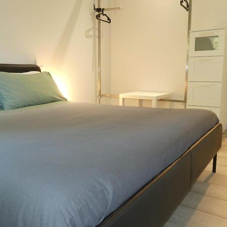 Buenretirope - Confortevoli Appartamentini Con Giardino Pescara Luaran gambar