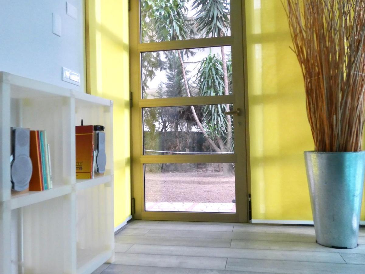 Buenretirope - Confortevoli Appartamentini Con Giardino Pescara Luaran gambar