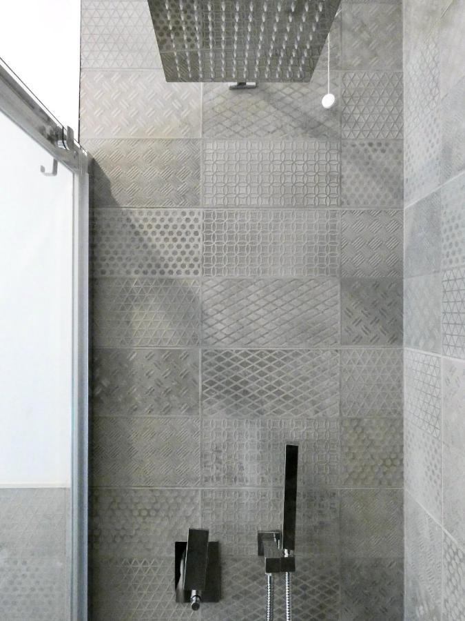 Buenretirope - Confortevoli Appartamentini Con Giardino Pescara Luaran gambar